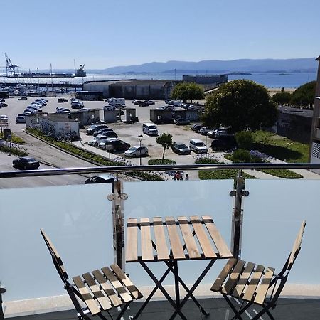 Apartamentos Mar De La Concha Vilagarcia de Arousa Exterior photo